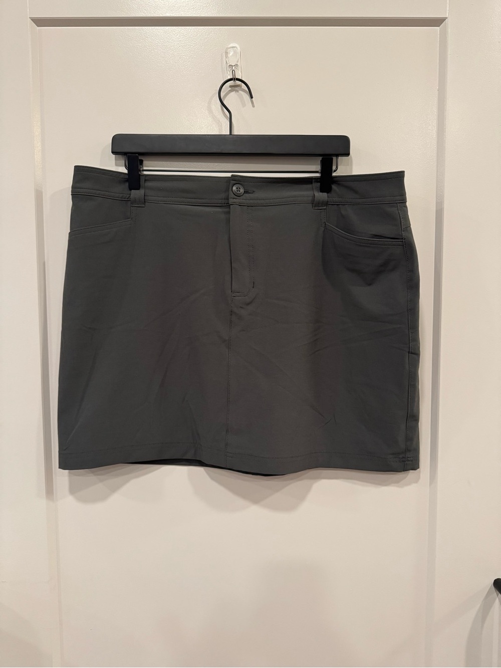 Eddie Bauer Skort Women’s Size 16